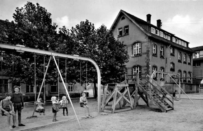 Pilgerhaus Spielplatz 1950